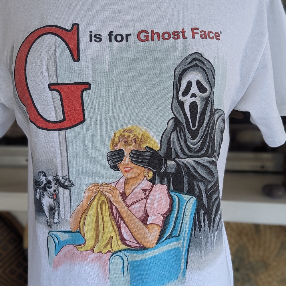 White Graphic Short Sleeve Tee - Picture 14 of 16